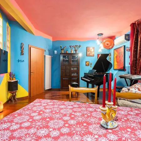 Fine Art House * Roma